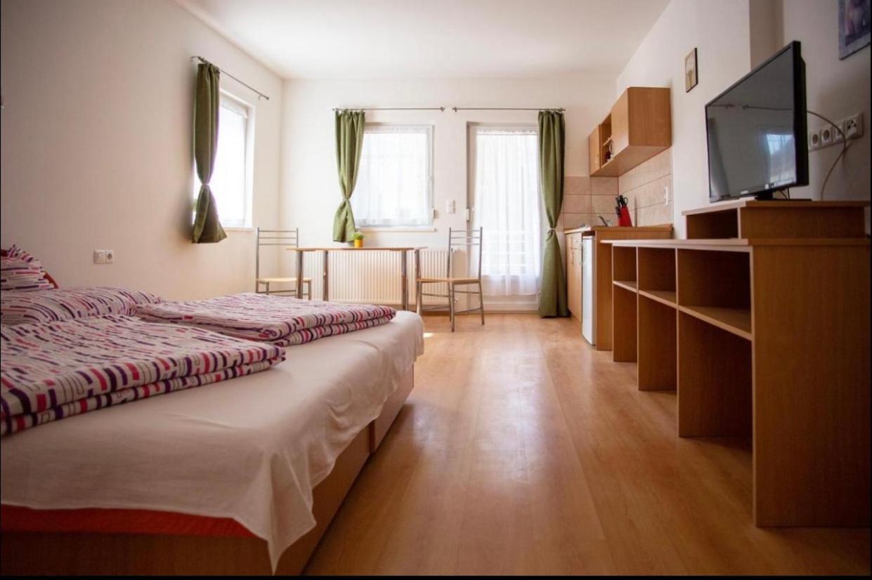 Апартаменти Bonita Apartmanhaz Залакарош Екстер'єр фото