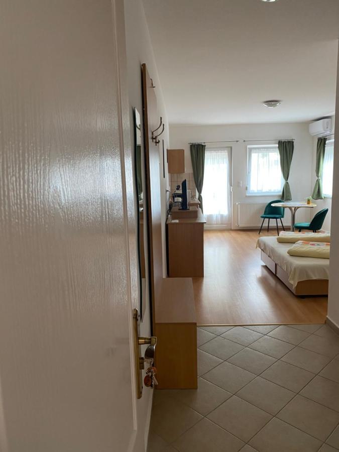 Апартаменти Bonita Apartmanhaz Залакарош Екстер'єр фото